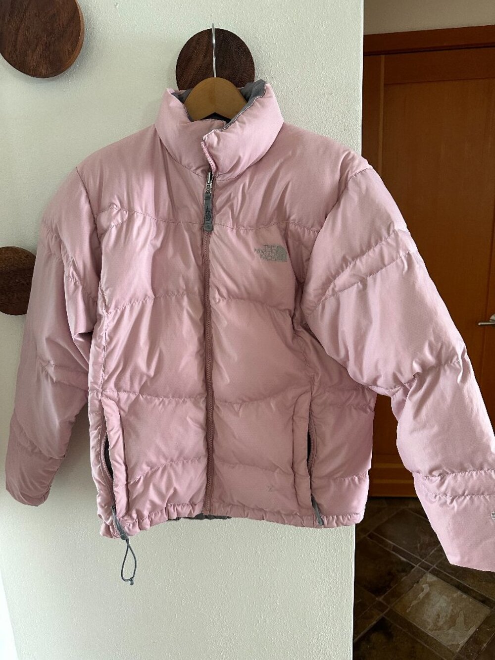 North Face Hydrenalite Puffer in Pink Size Large